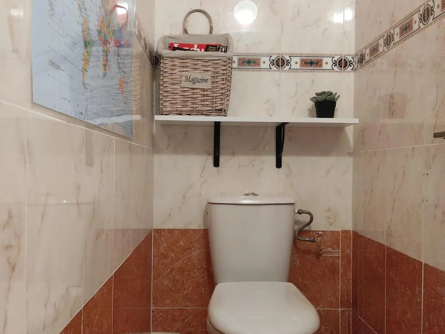 Spacious, Quiet With Stunning Pine Forest Views Marseille France